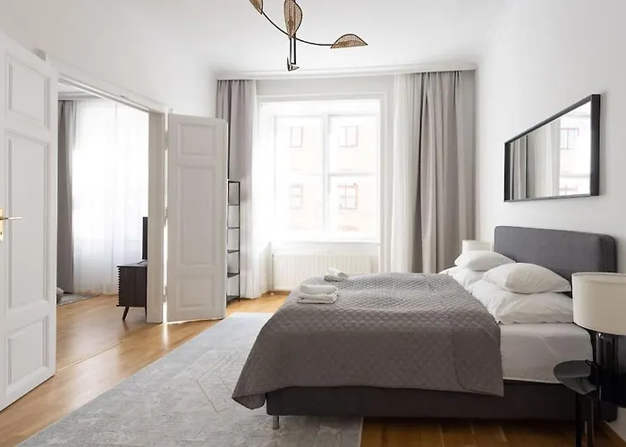 Apartamento Franz 23 - Typical Viennese In The Heart Of *